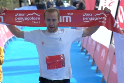 Podio masculino penyagolosa trails 2023