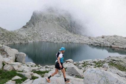 La caída de Pablo Bautista en la maratón de Las Tucas.