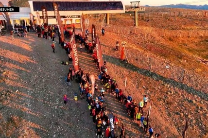 Niu de l'aguila durante la salomon ultra pirineu