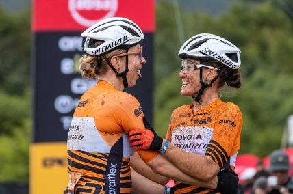Langvad y Gómez ganadoras Absa Cape Epic 2025.