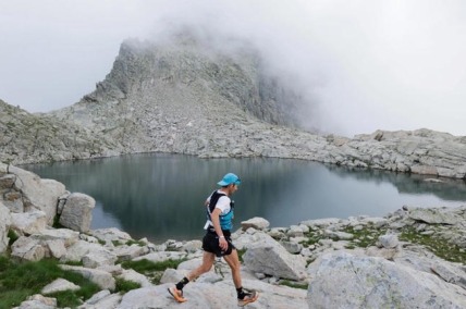 La caída de Pablo Bautista en la maratón de Las Tucas.